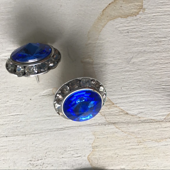 Assorted earring bundle✨🪩 - Picture 6 of 9